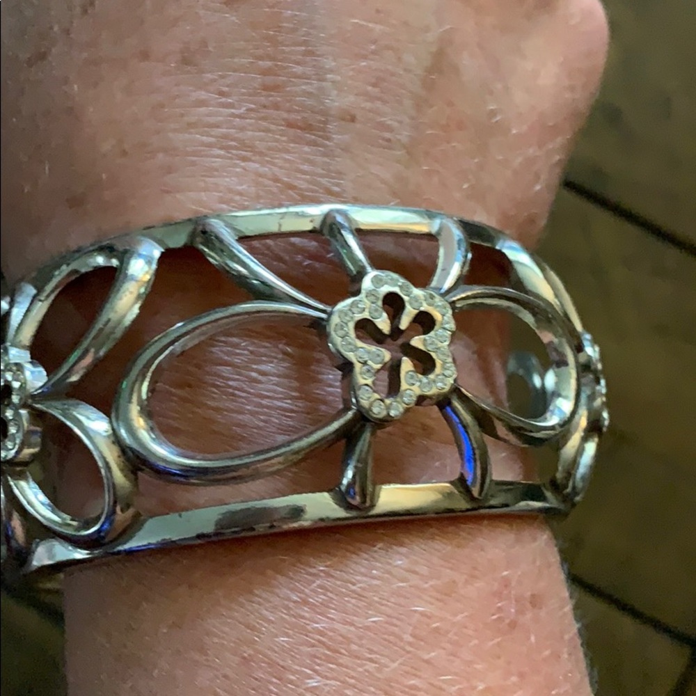 Brighton flower and Crystal Bracelet - Picture 2 of 8